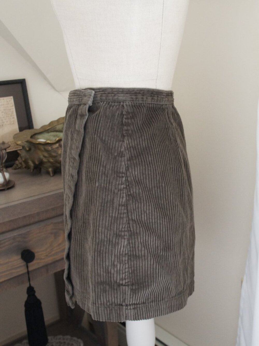 Abercrombie & Fitch Olive Green Khaki Corduroy Wrap Skirt Size Medium